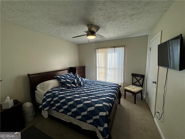 Building Photo - 17 Hartley Woods Dr