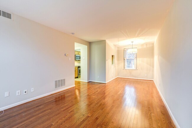 Building Photo - 3855 Rodman St NW