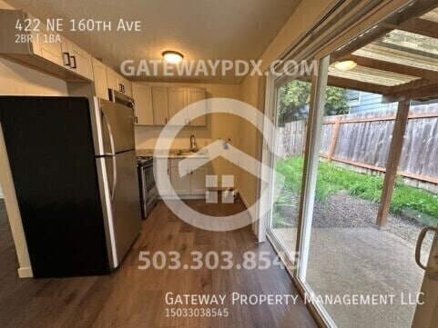 Building Photo - 422 NE 160th Ave