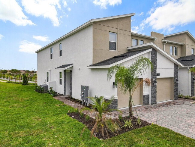 Building Photo - 1520 Oasis Club Blvd