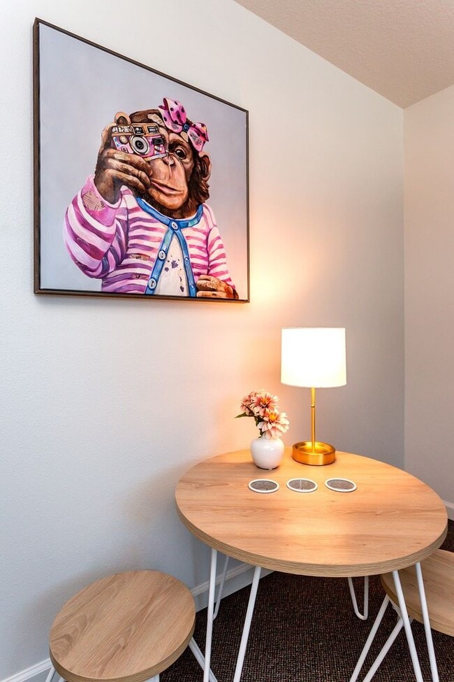 Building Photo - 3 Bedroom, Single-story Townhomes for rent in Des Moines IA