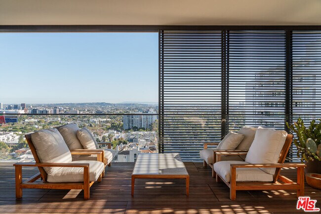 Building Photo - 9040 W Sunset Blvd