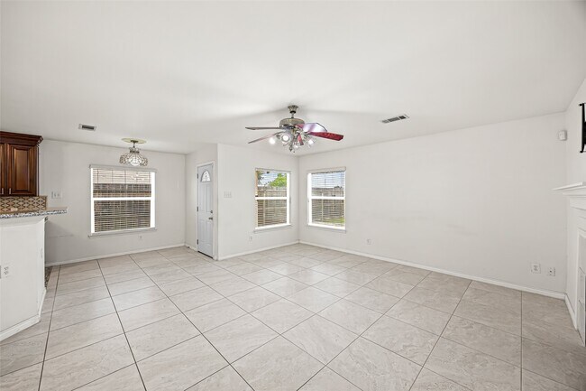 Building Photo - 7331 Wimberly Oaks Ln