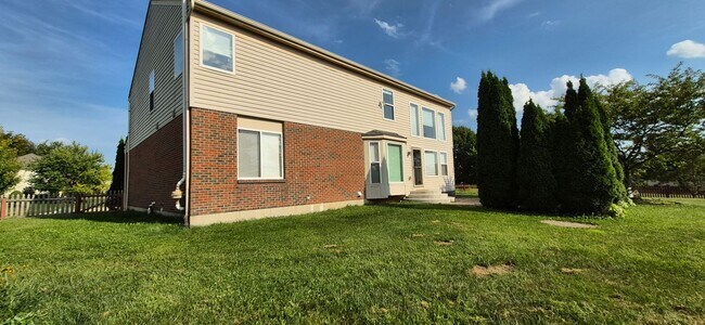 Building Photo - 2999 Iowa Ct
