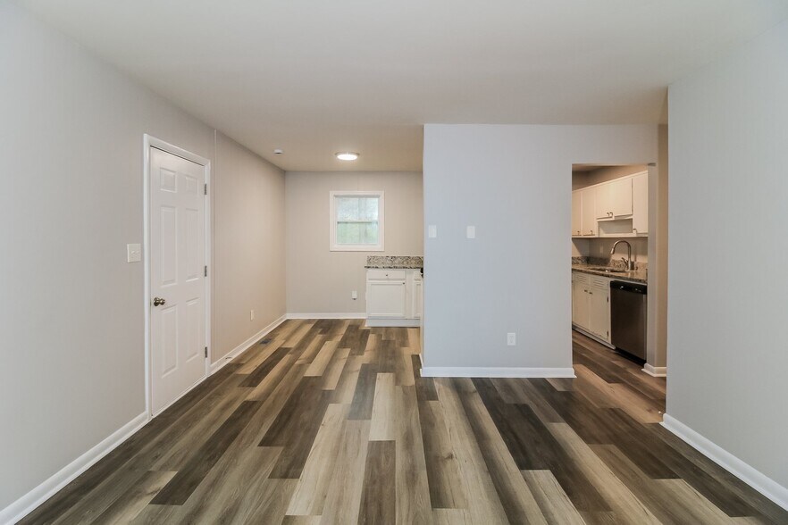 Building Photo - 543 Fielding Cir