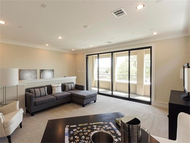 Building Photo - 1208 Bartlett St