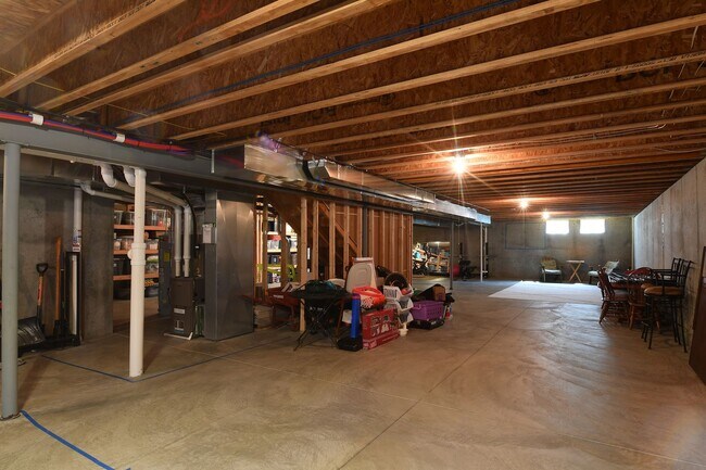 Building Photo - 72 Kimball Grove Ct