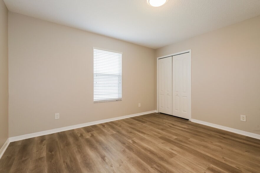 Building Photo - 15516 Long Cypress Dr