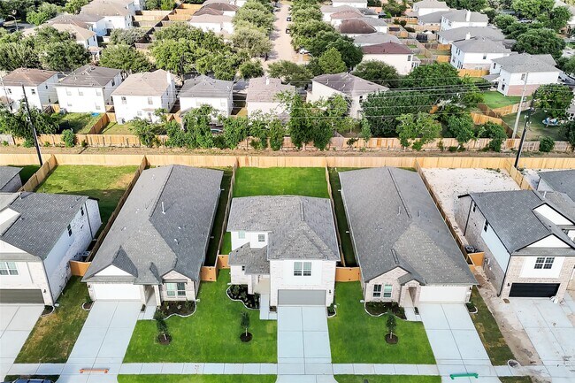 Building Photo - 7514 Terramar Bay Ln