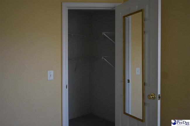 Building Photo - 2125 Sanderling Dr