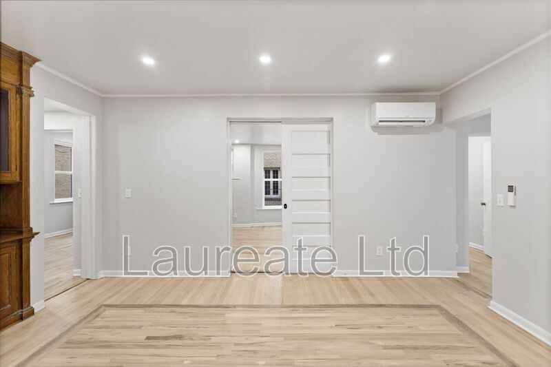 Building Photo - 1058 N Pearl St