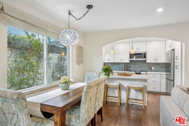 Building Photo - 1039 26th St