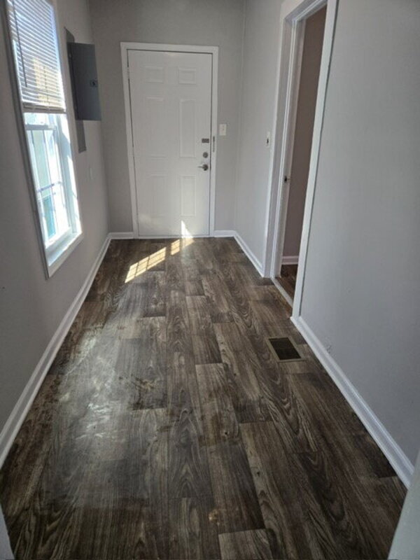 Building Photo - 2728 9th St