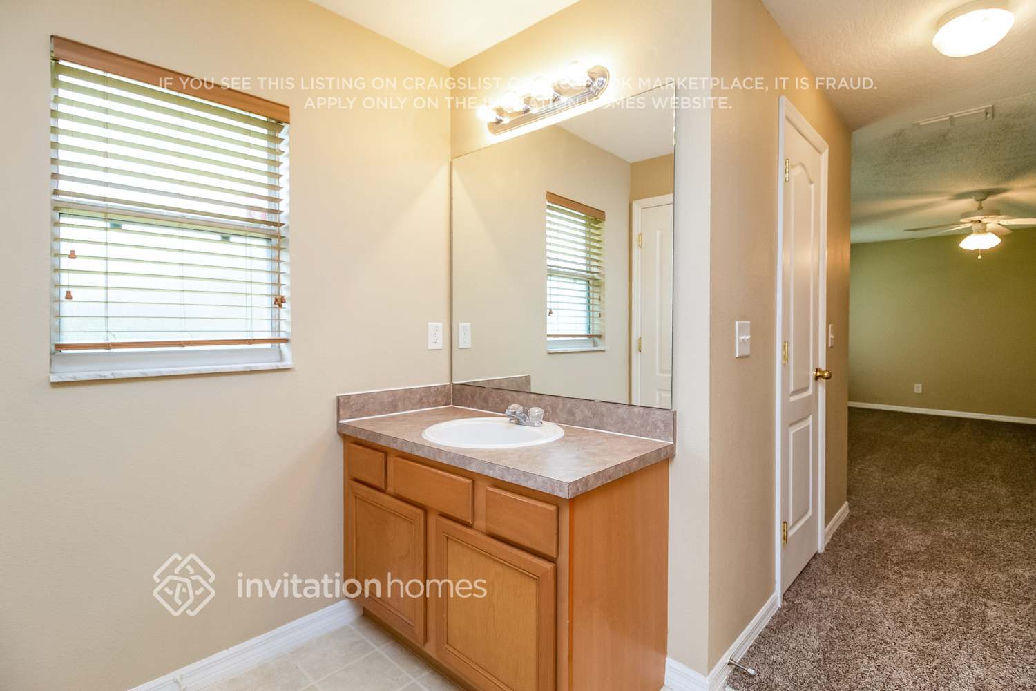 Building Photo - 1264 Mount Logan Dr