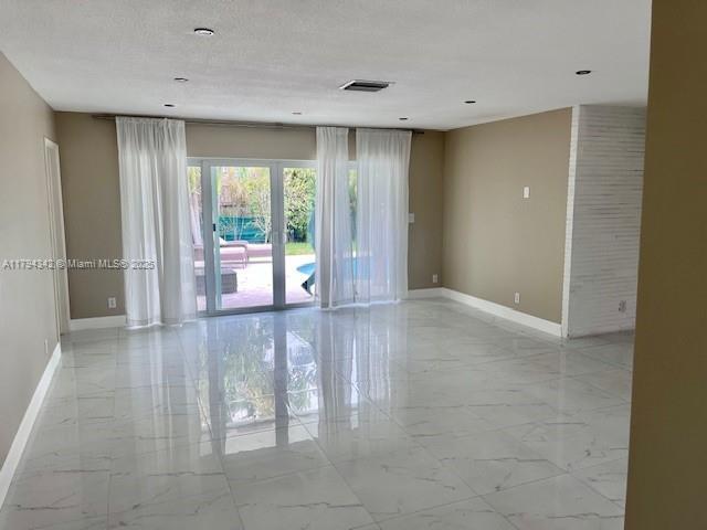 Building Photo - 1851 NE 59th Ct