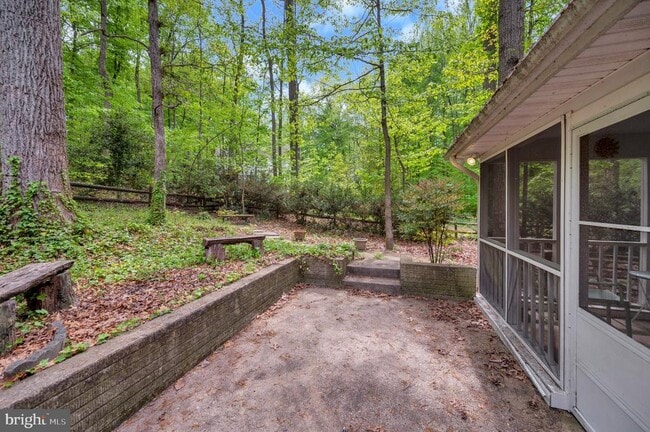 Building Photo - 130 Spring Wood Dr