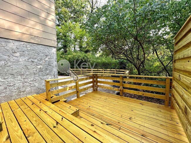 Building Photo - 1275 Duane Rd