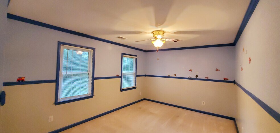 Building Photo - 3820 E Carlyle Ct