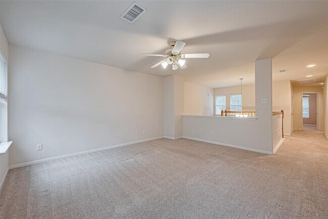 Building Photo - 18 W Greenhill Terrace Pl