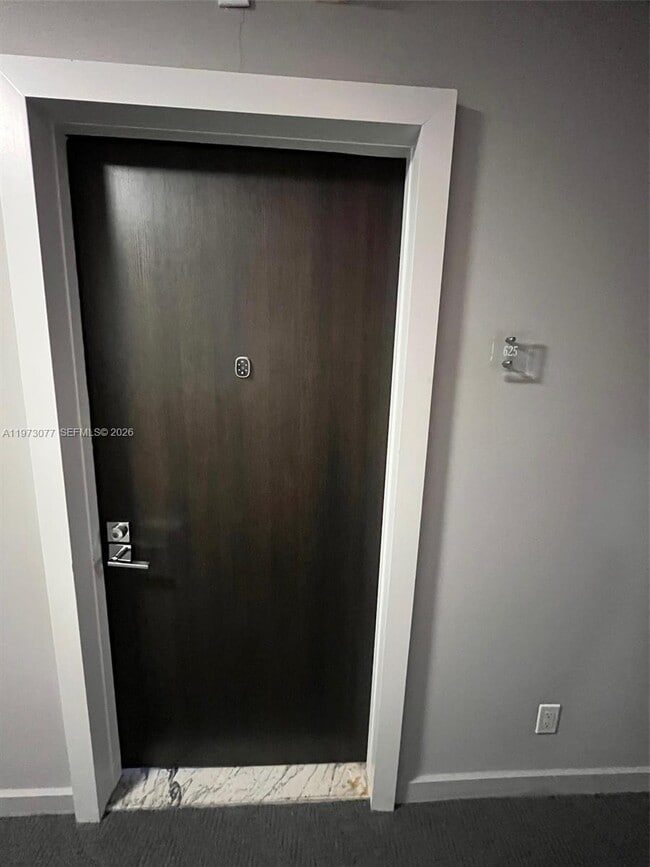 Building Photo - 20301 W Country Club Dr