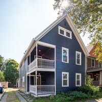 Building Photo - 4205 Woodbine Ave