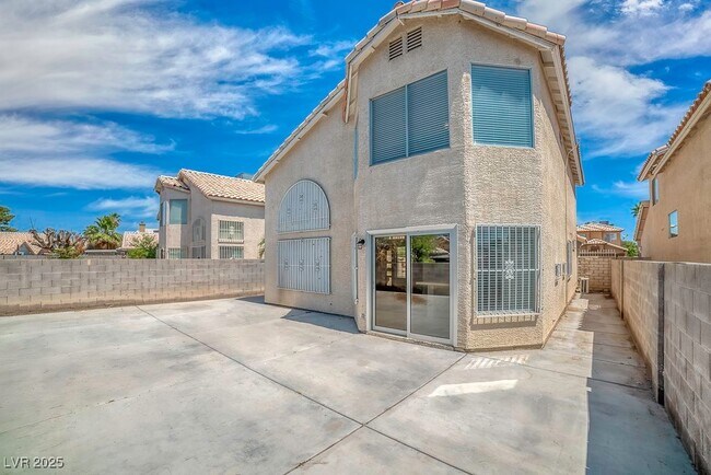 Building Photo - 5207 Silverheart Ave