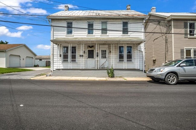 Building Photo - 345-347 West Penn Street