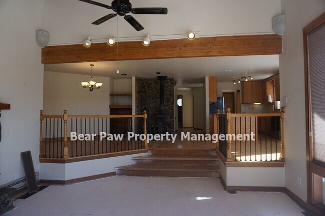 Building Photo - Amazing Views of Mt. Evans in Evergreen Highlands!