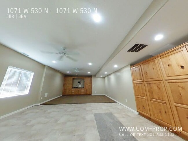 Building Photo - 1071 W 530 N