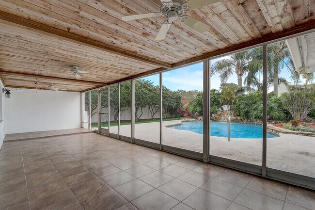 Building Photo - 5281 Jade Cir