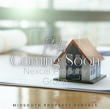 Building Photo - 10476 Kristen Dr S