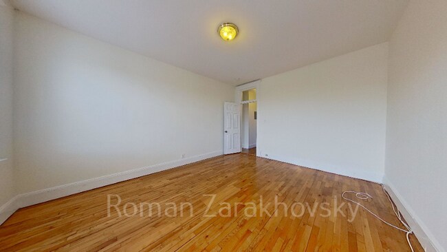 Building Photo - 1298 Commonwealth Ave