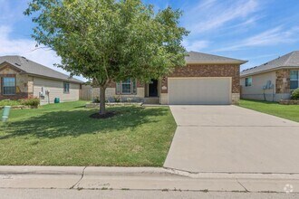 Building Photo - Move-In Ready! 3 Bed, 2Ba Home in Westfiel...