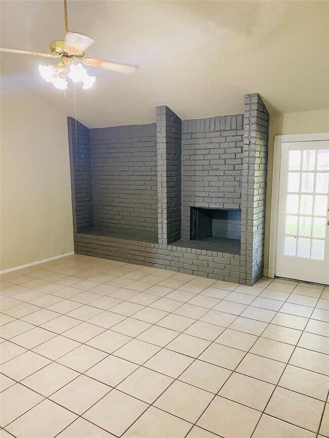 Building Photo - 410 Merrymount Ct