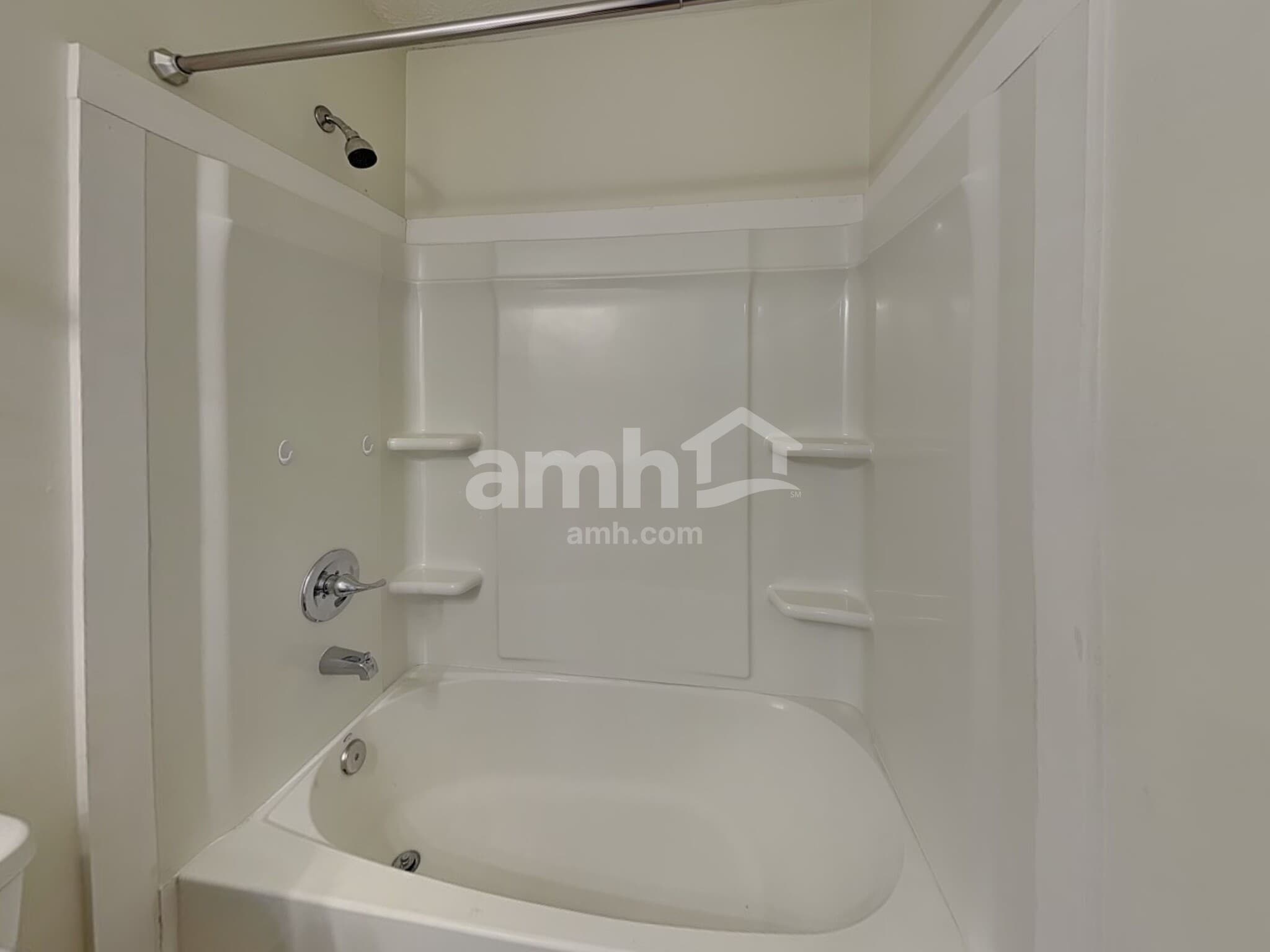 Building Photo - 1176 Tannic St