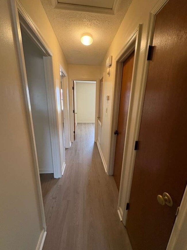 Building Photo - 1029 Davidson Dr