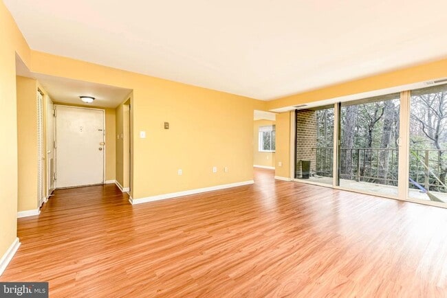 Building Photo - 1403 Northgate Square