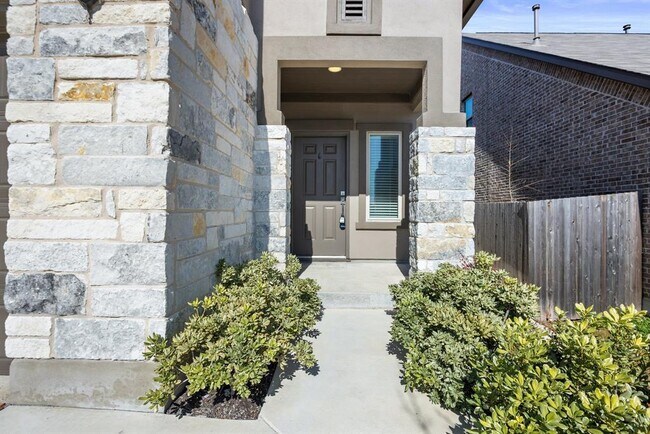 Building Photo - 798 Eves Necklace Dr.