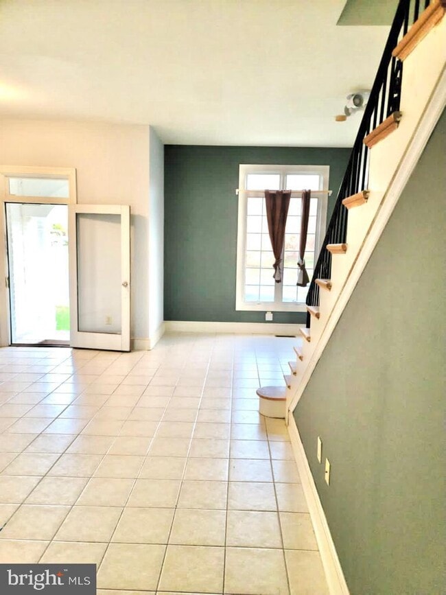 Building Photo - 606 Brockman Ct