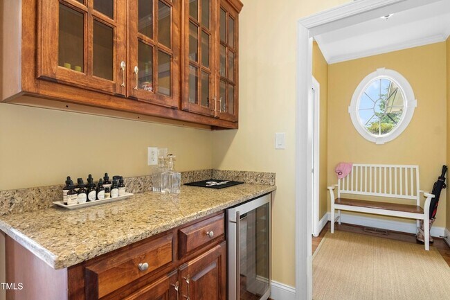 Building Photo - 2432 Baileys Landing Dr