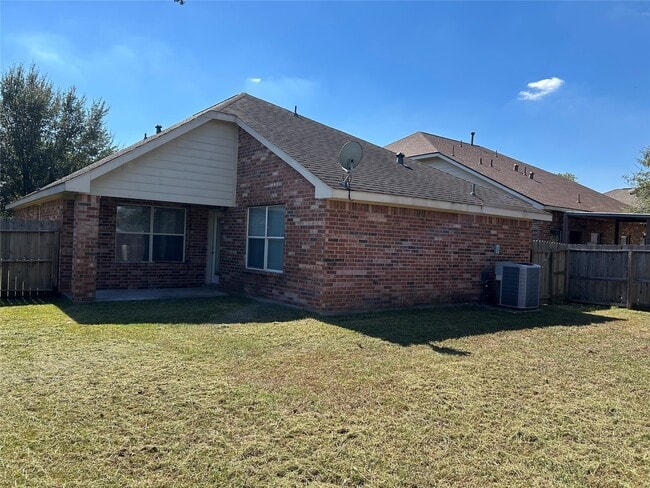 Building Photo - 12819 Gable Wind Mill Ln
