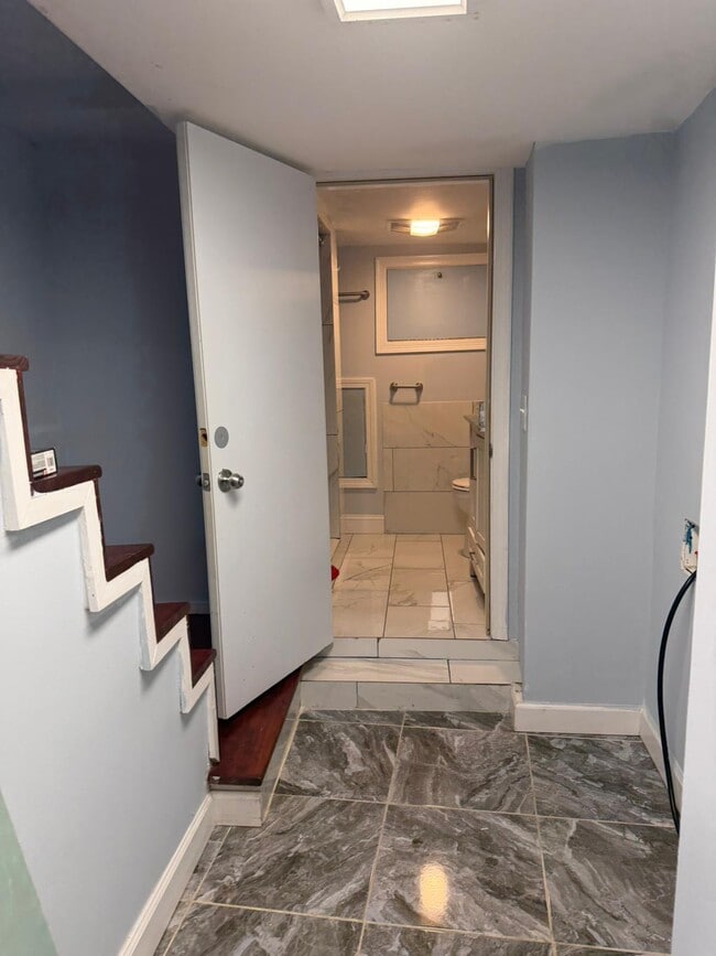 Building Photo - 72 Trenton St