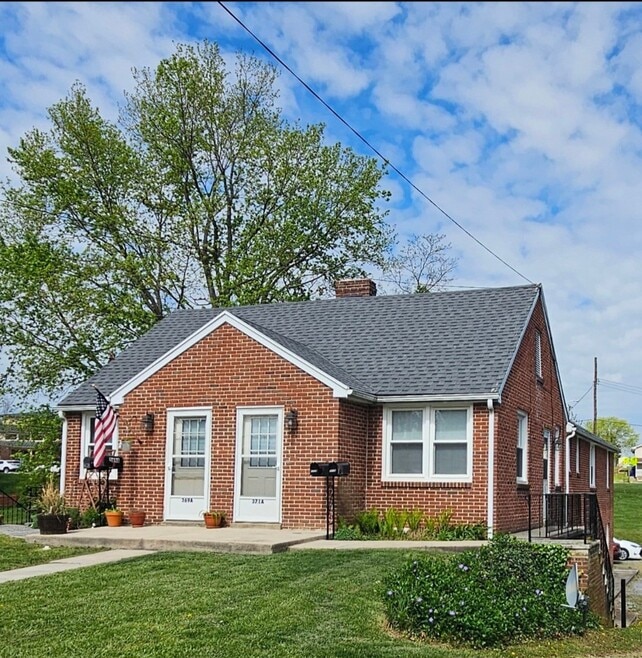 Building Photo - 371 Nottingham Rd