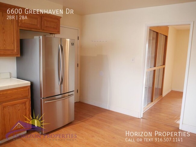 Building Photo - Cozy 2 Bed 2 Bath 1,864sqft Duplex in Gree...