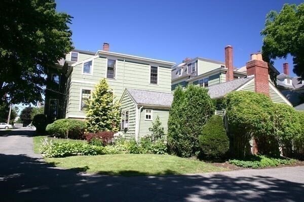 Building Photo - 255 Lafayette St