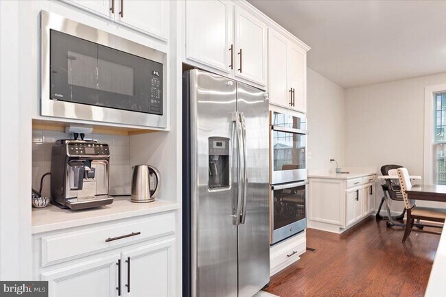 Building Photo - 13903 Hebron Ln