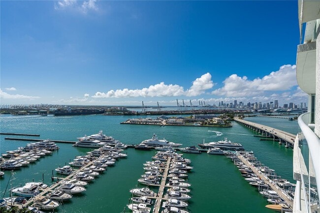 Building Photo - 450 Alton Rd