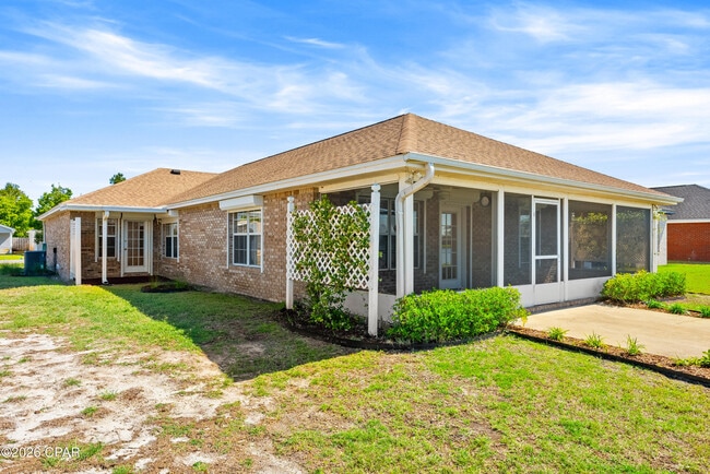 Building Photo - 114 Lakeridge Dr