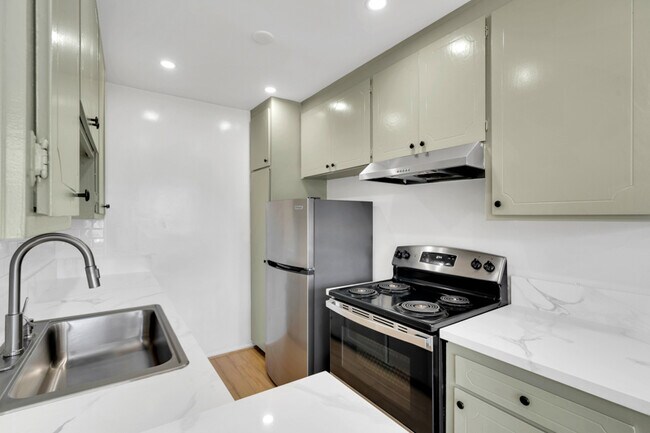 Floorplan - Oxford Apartments