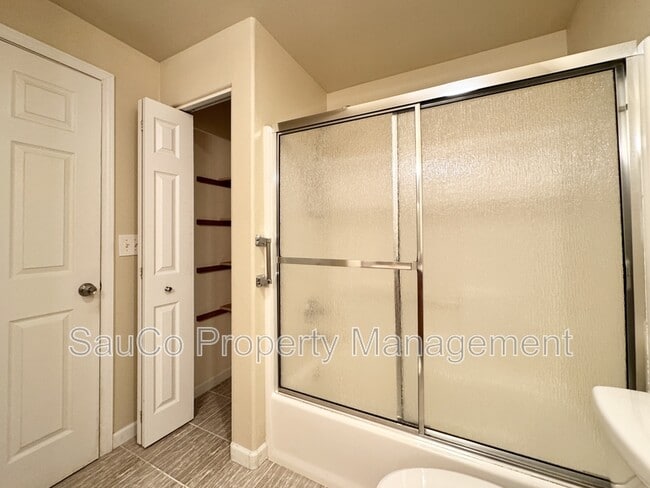 Building Photo - 951 SW 208th Pl